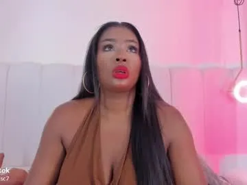 _huge_boobs_ebony Image 15