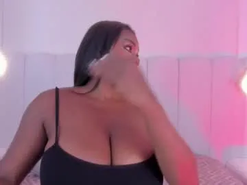 _huge_boobs_ebony Image 17