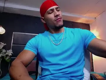 adam_fit19cm Image 13