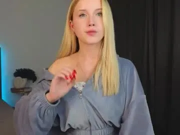 adele_armas Image 14