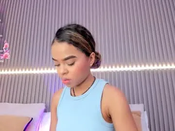 coralineross_ Image 14