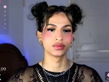 fabi_smith09's Thumb Image