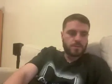 hornytom27's Thumb Image