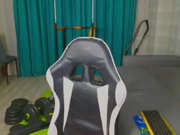 james_friends Image 4