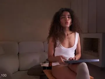 paulacora100 Image 5