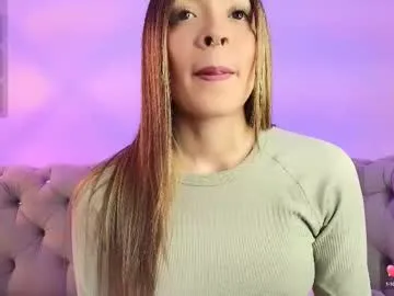 victoria_adams14 Image 3