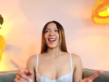 victoria_adams14 Image 9