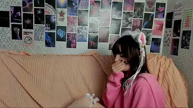 AnimeAlica18's Thumb Image