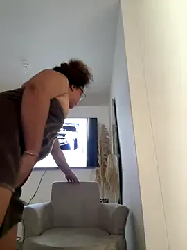 ashley_Tompson1 Image 14