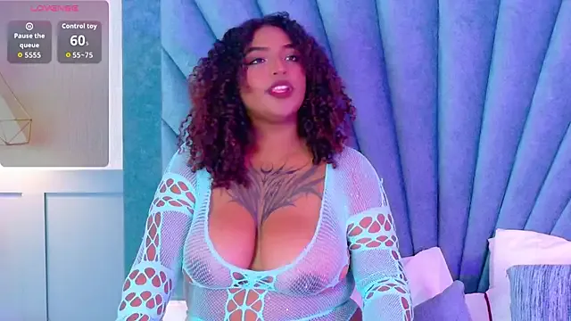 Cristal-Jonnes Image 15