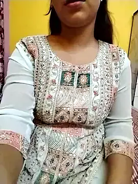 DreamGirlRiya Image 5