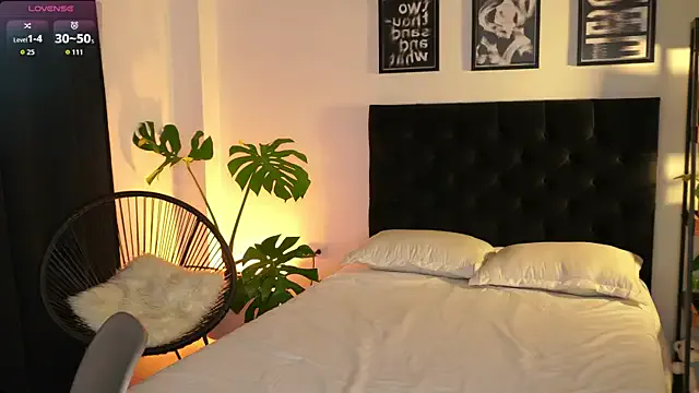 EROS_AND_ALAN Image 5