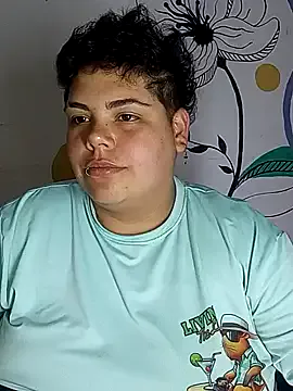 Hailey_Curvy Image 3