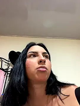 Hilary_pinkk Image 12