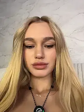 KristinaDanes Image 3