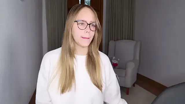 MissNaughtyClass Image 9