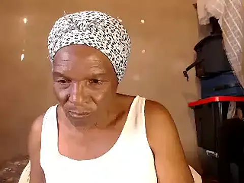 NaughtyGranny Image 5