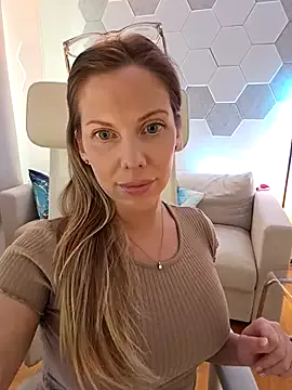 Nova-Lee's Thumb Image