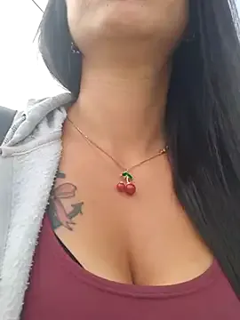 VALERY-03_'s Thumb Image