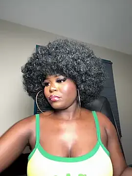 WomanNextdoor1 Image 9